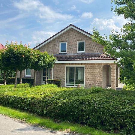 Big Family Villa 12P Big Garden With Bathtub And Jacuzzi Zeewolde Exterior photo